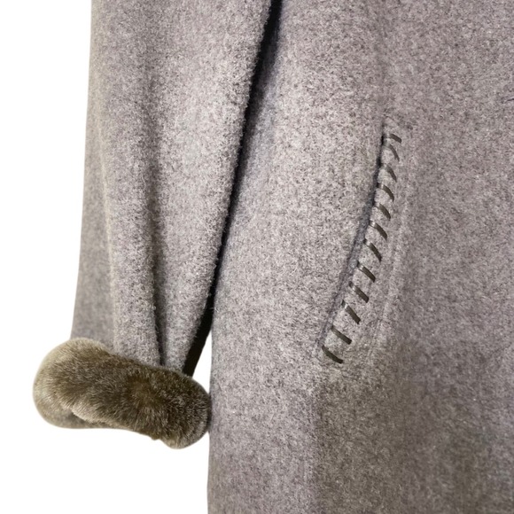 J. Jill Wool Blend Faux Fur Trim Coat Gray Button Front Women S - Picture 2 of 7